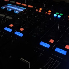 Lieblos Techno 140BPM