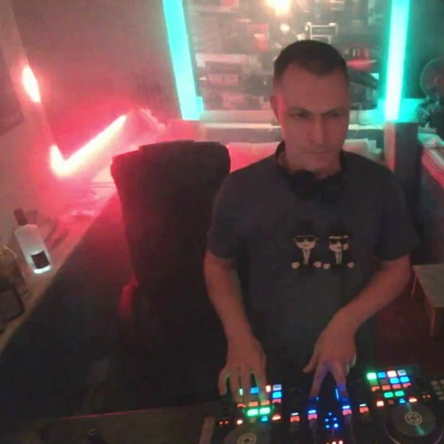 Mixa @ Ölkeller twitch-livestream 20.11.2021 Techno meets Dark-Techno!!! 130 - 132bpm 3h