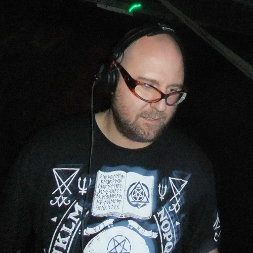 2005-11-11 Der Totmacher - November noise 101 @ Chrome Club
