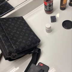 cellphone 2 (texako) [@dfj reprod]