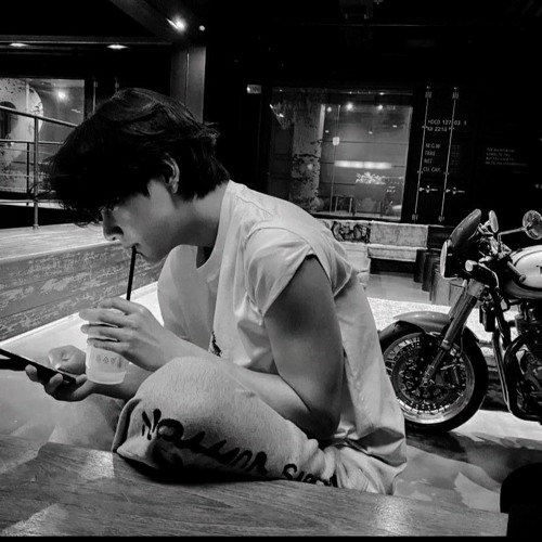 Stream 린 Listen To We Roll Up We Roll Up Sticky Playlist Online