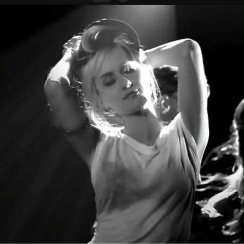 Britt Smith - Karma's a Bitch (Chrysanth Remix)