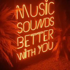 Music Sounds Better With You I Zac I Nupcial Set