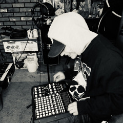 KING PIMP (prod.SNAKE GOD)