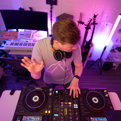 Acid & Emotion UP:LIFT June 2025