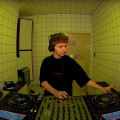 Carbon - Less Distress | HÖR - February 11 / 2025