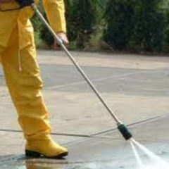 Know Whether Pressure Washing Your Tennis Court Is Possible Or Not