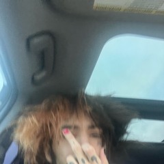 i hate this fuckin song %% ily