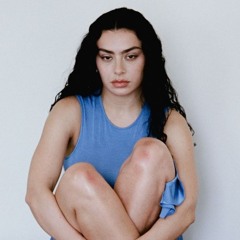 guess x look (charli xcx x doss mashup)