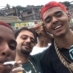 MC KELLY E PALHAÇO  AI MEU PAU PUTARIA LA NA KELSON