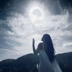 Constantinne Felten Ba... - We Are Living