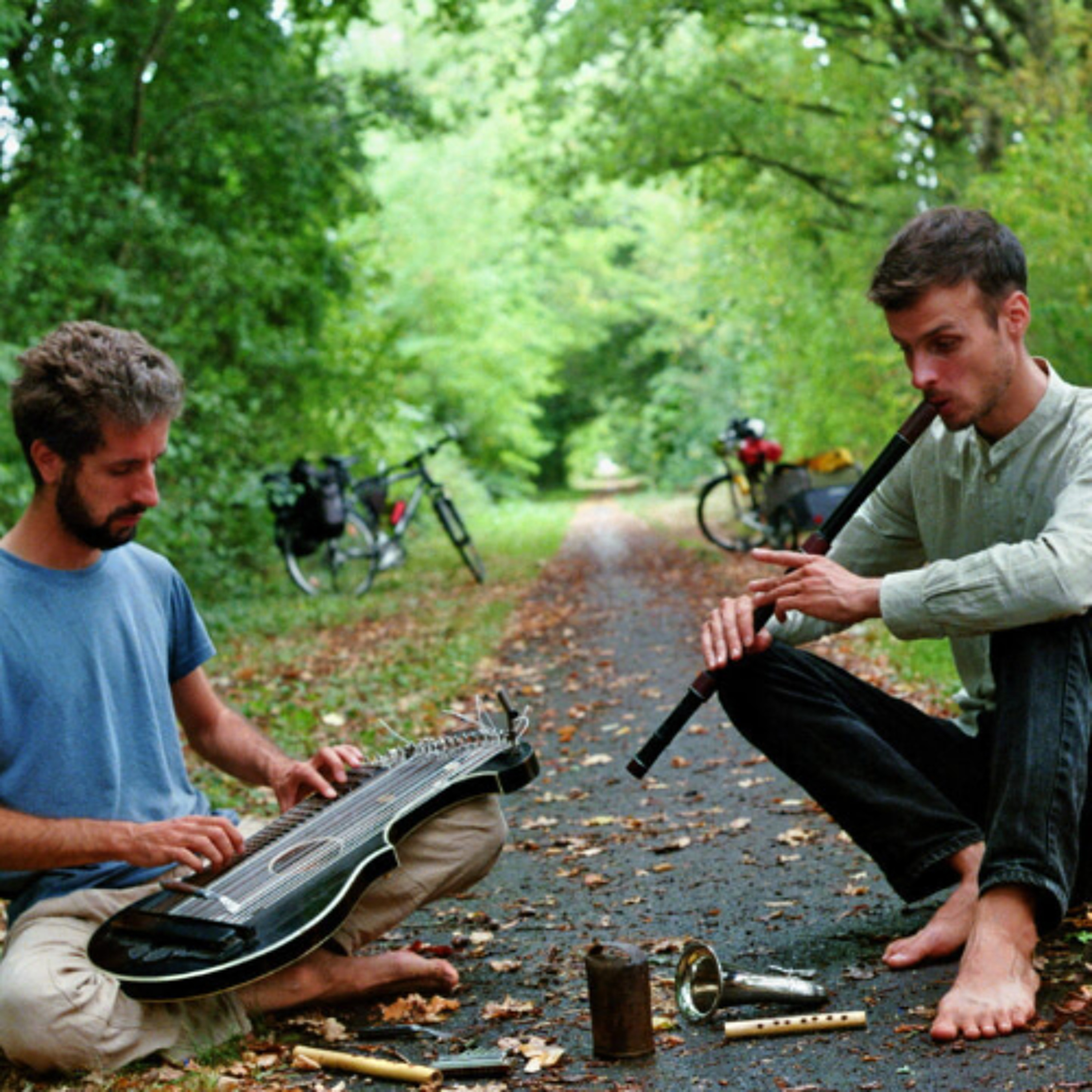 De l'eau la nuit  tournée à vélo