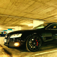 Czarne audi