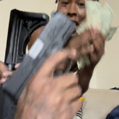 Neva Lackin ft El Gurb4r