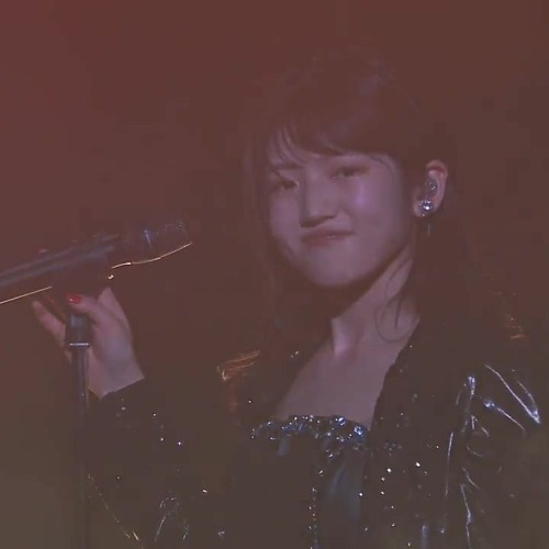 ゆいり By Shiro De