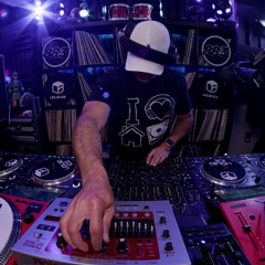 Centreforce 883 Groovy Funky House Mix | September 3, 2025 [P1]