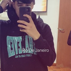 un vaso con vino