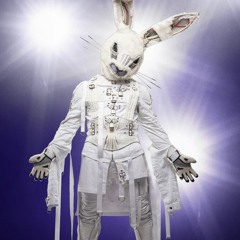 Rabbit [Joey Fatone] Sings "Livin' La Vida Loca" Masked Singer