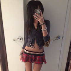 her beauty kills (jkjmetsaco)