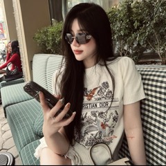 Khóc Nơi Ta Cười Remix