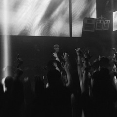 Fred Again.., Swedish House Mafia (Feat. Future) - Turn On The Lights Again.. (Oing Remix)