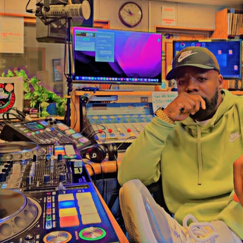 Stream THE ENERGY MIX ON 101.1FM WBRU360 10/10/2023 by DJSLEEPYMUSIC1