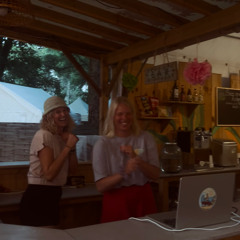 Beach Bar – Krawallia B2B Polar Wolf