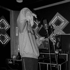 STUDIO (prod. Tsurreal x Rossgossage)