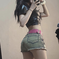 CÔ GÁI Ở PHƯƠNG XA remix