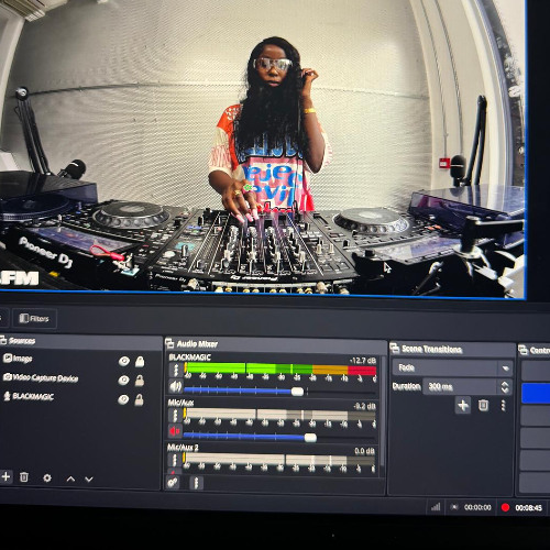 Tomike | Foundation Fm| Tech House Wife mix