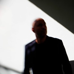 Besoin D'être Seul