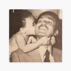 ‎⁨تضحك معي تحسب حياتي تساهيل ):⁩