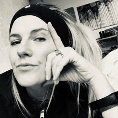 WHAT'S GOIN ON Ft. Doug Tessler on Flute