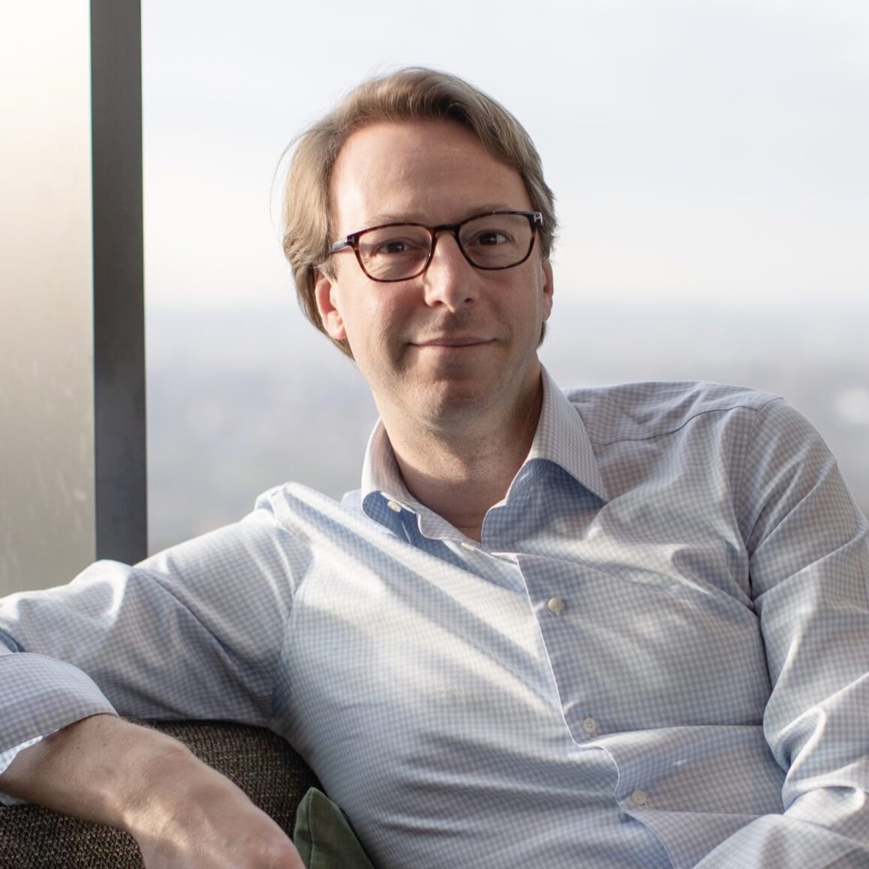 cover of episode Liberis, CEO - Rob Straathof - Embedded Finance and Small Business Lending