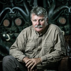 EP638: Robert Young Pelton - A Renaissance Man Living In Dangerous Places