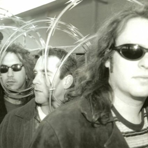 Gravelpit - 'People Like You' - Unreleased from SnowGlobe Sessions