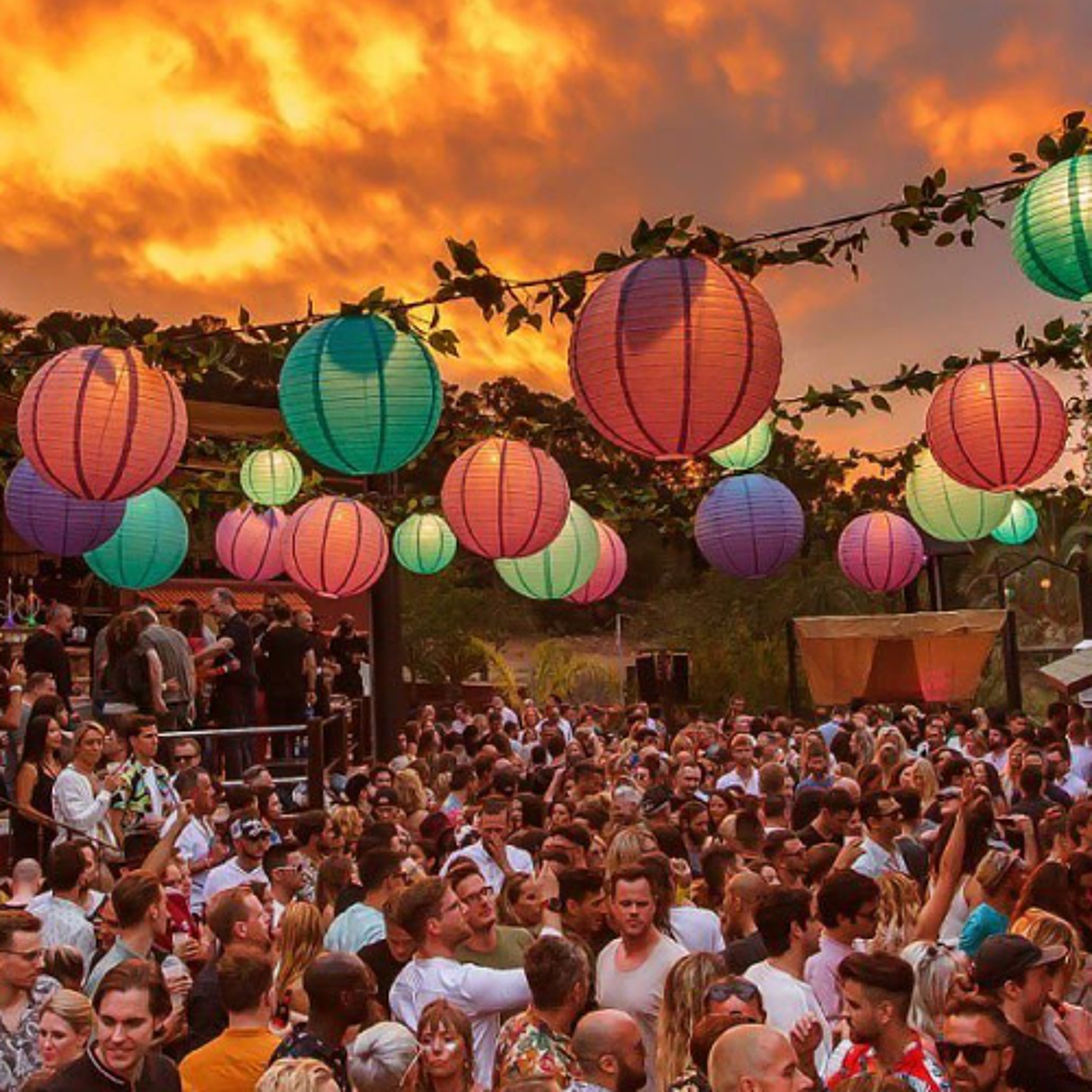 Ibiza 2026 - JW's Huge Pre-Party On The Terrace Mix episode artwork