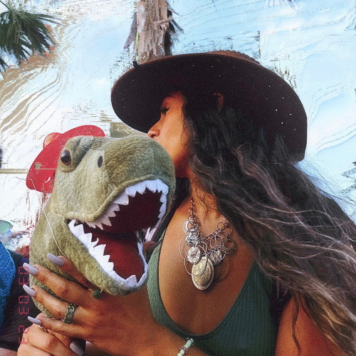 wiggle with me (first mix)