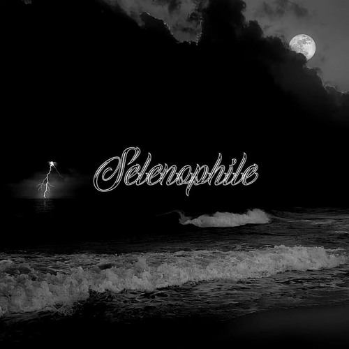 Selenophile