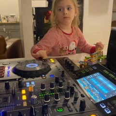 Dam2Glam Launch Night - Tommy Wright.WAV