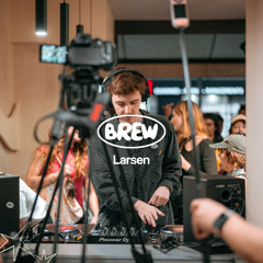 LARSEN⎟Deep House & Disco Cafe Set⎟BREW FM