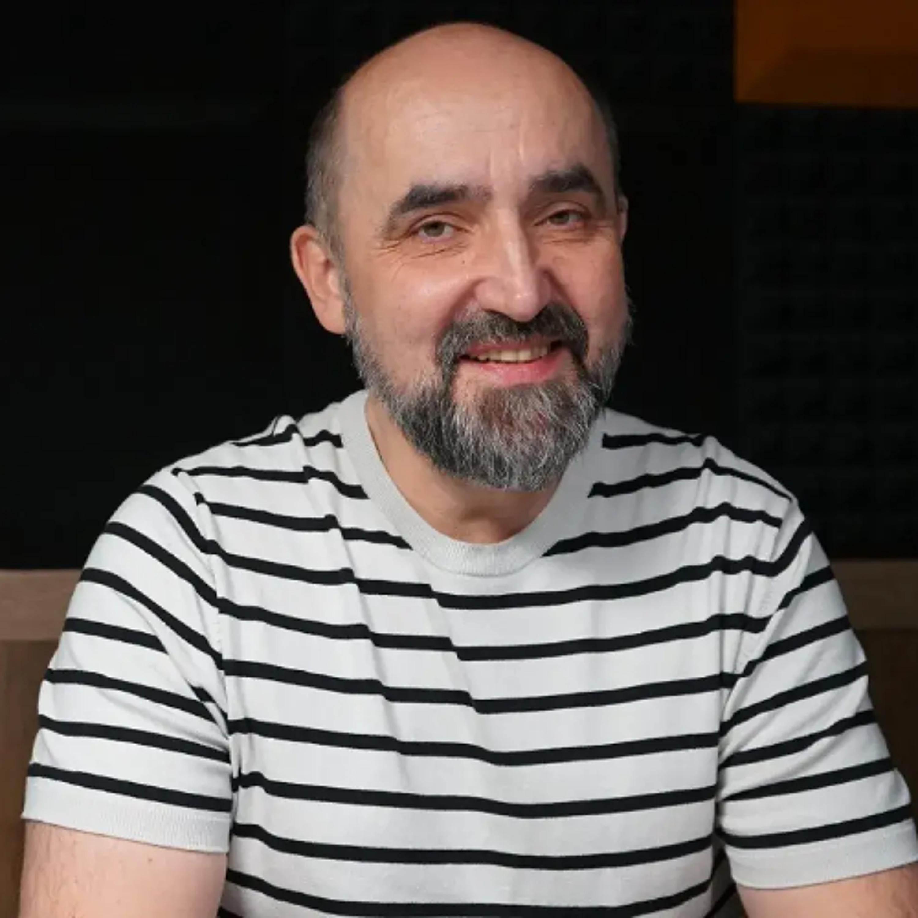 Аляксандр Кныровіч. Рост цэн у РБ — як у Афрыцы, Лукашэнка ізноў у кароўніку