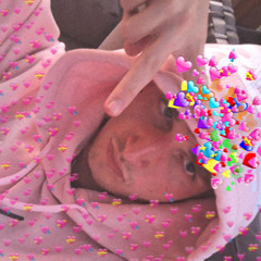 Akmartiny - Pink Hoodie🩷 (In my dreams)