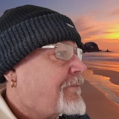 She Still Thinks Im Cute