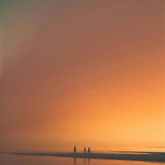 Fading horizon