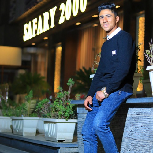 مهرجان كل يوم انا بسكر . غناء الفنان احمد سكيري توزيع السفاح