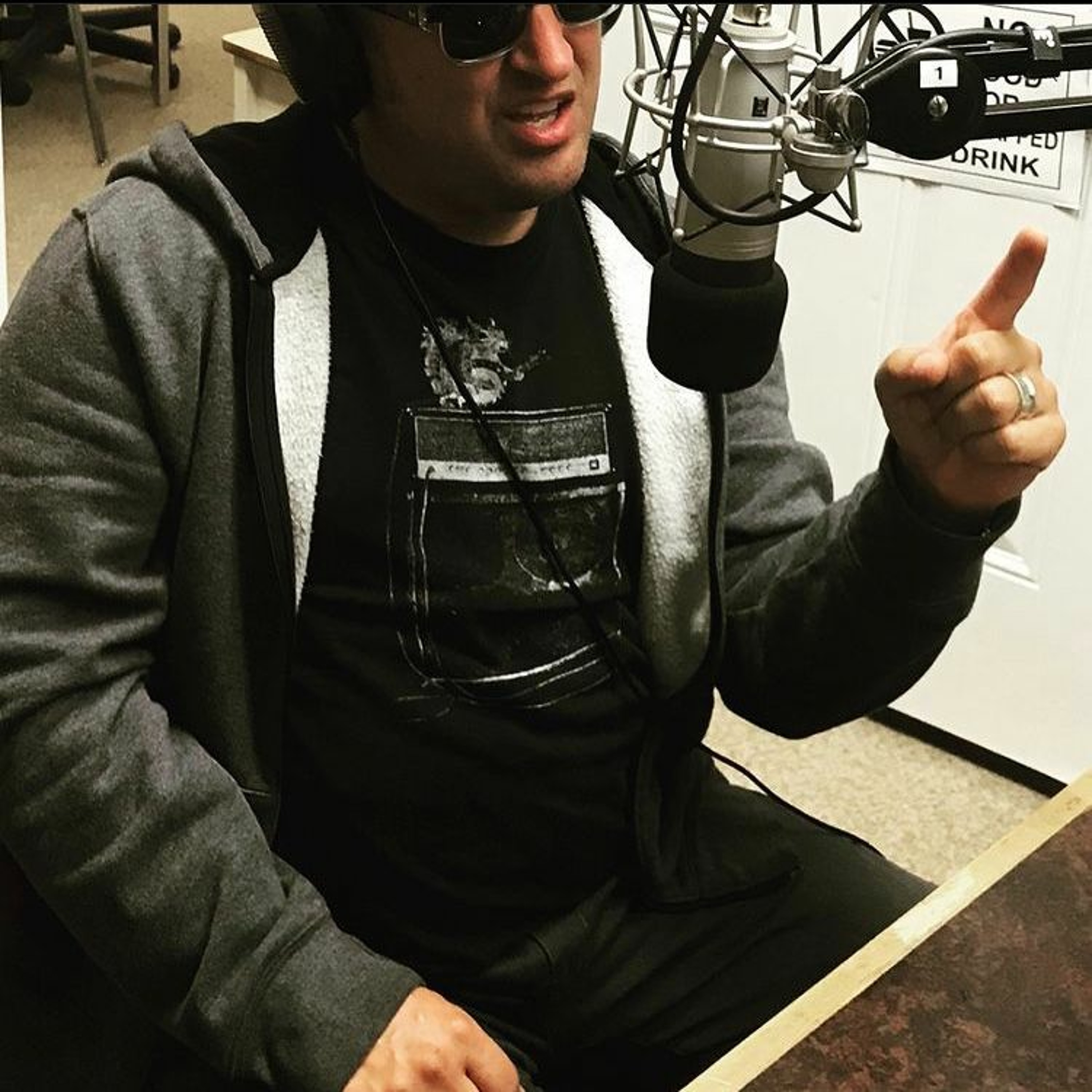 25000 Miles Radio Show