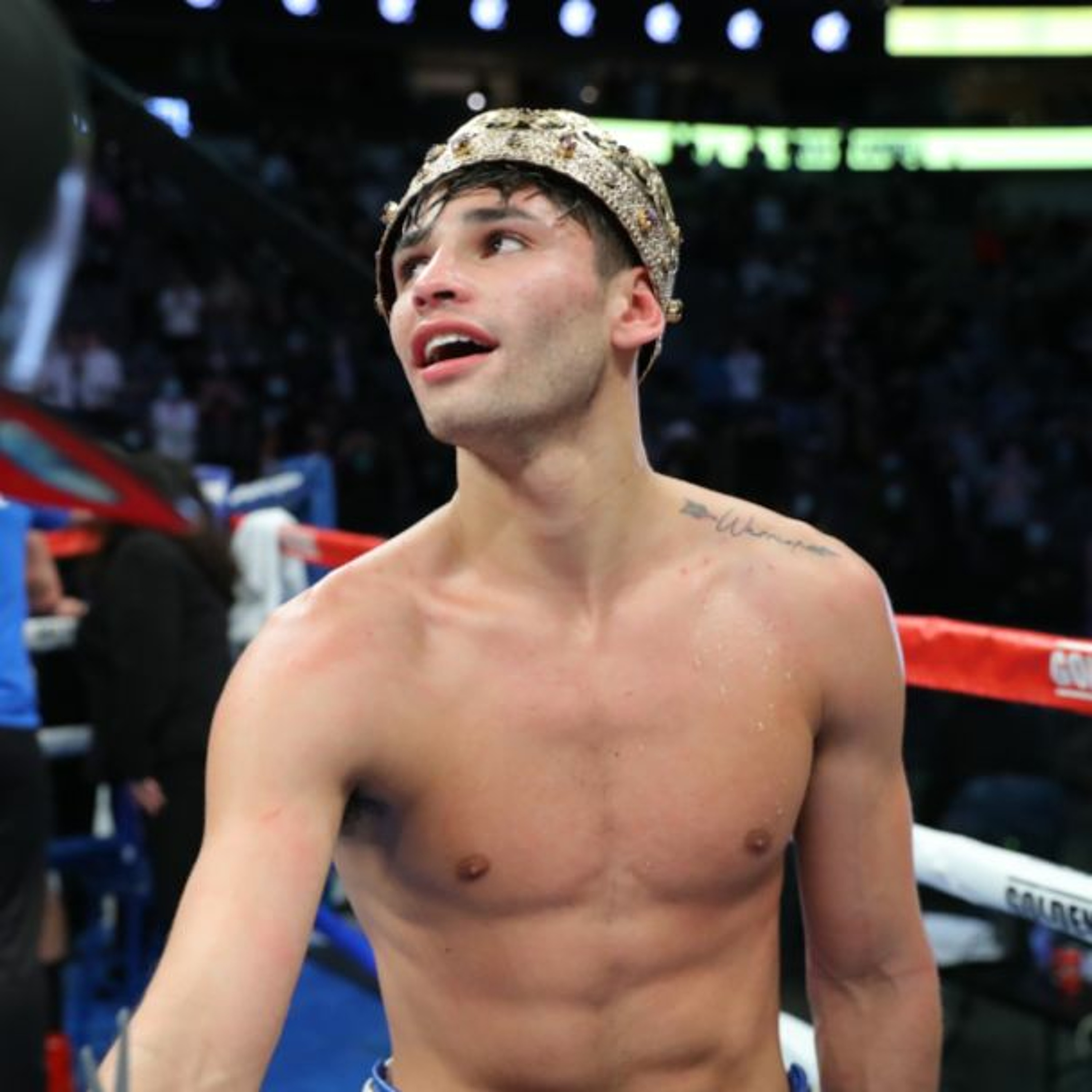 BEYOND BOXING EP26 - DO WE BUILD THEM UP JUST TO BREAK THEM DOWN?