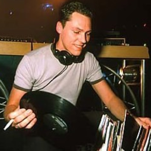 Tiesto in 2005