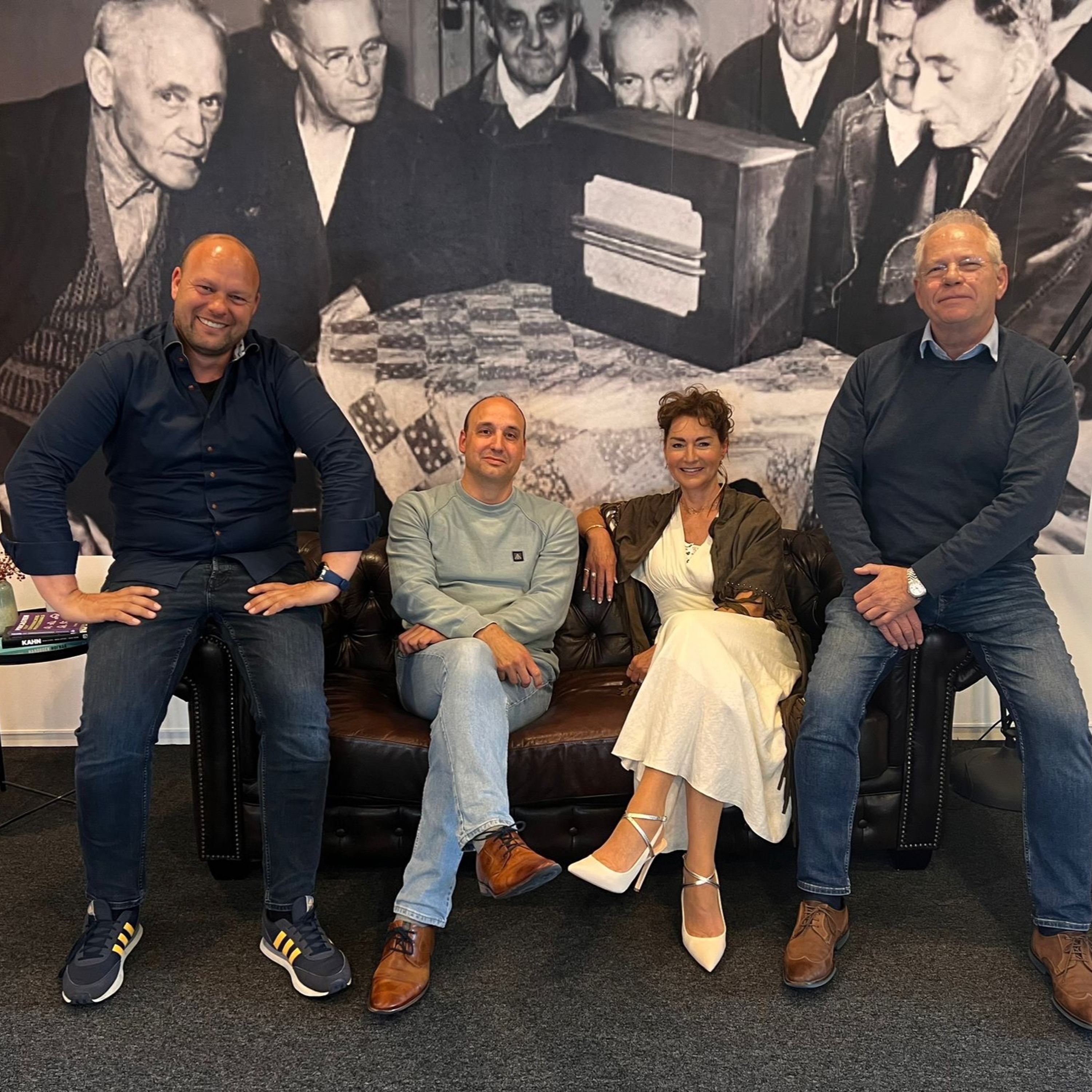 De nieuwste trends tijdens de Summit - Anders Werken 24 mei 2024 episode artwork